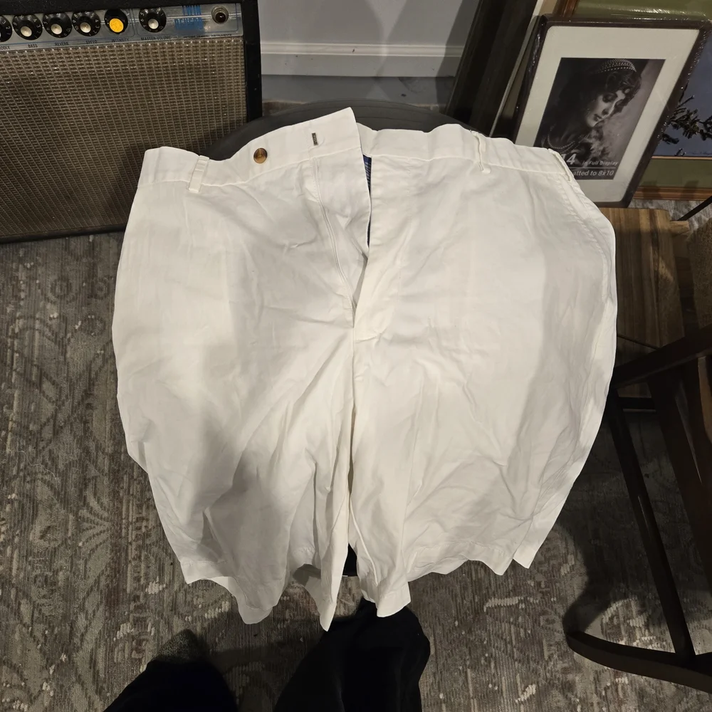 Peter Millar Men's White Shorts - Picture 4 of 5